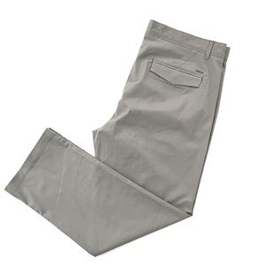 Calvin Klein Mens Chino Pants 38x30 
Light Gray Cotton with Stretch NWOT Casual